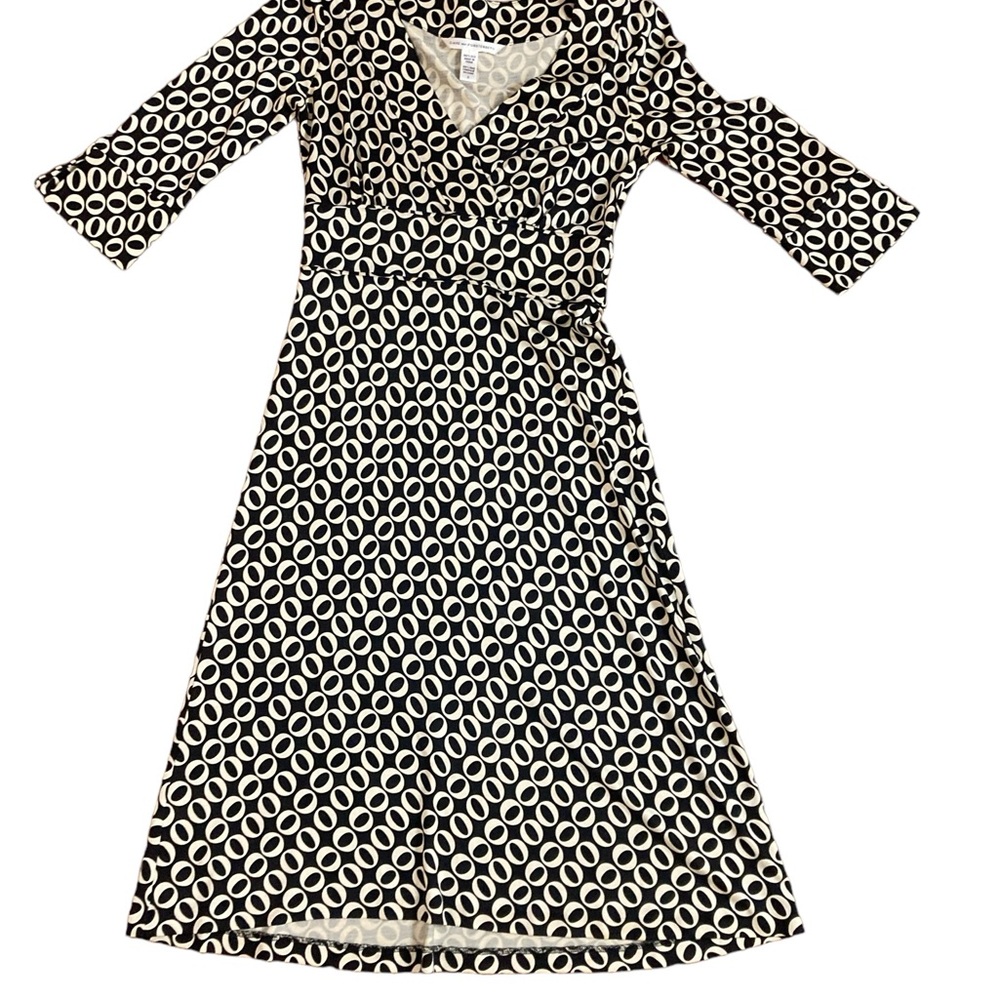 Diane Von Furstenberg Black and White Patterned Dress